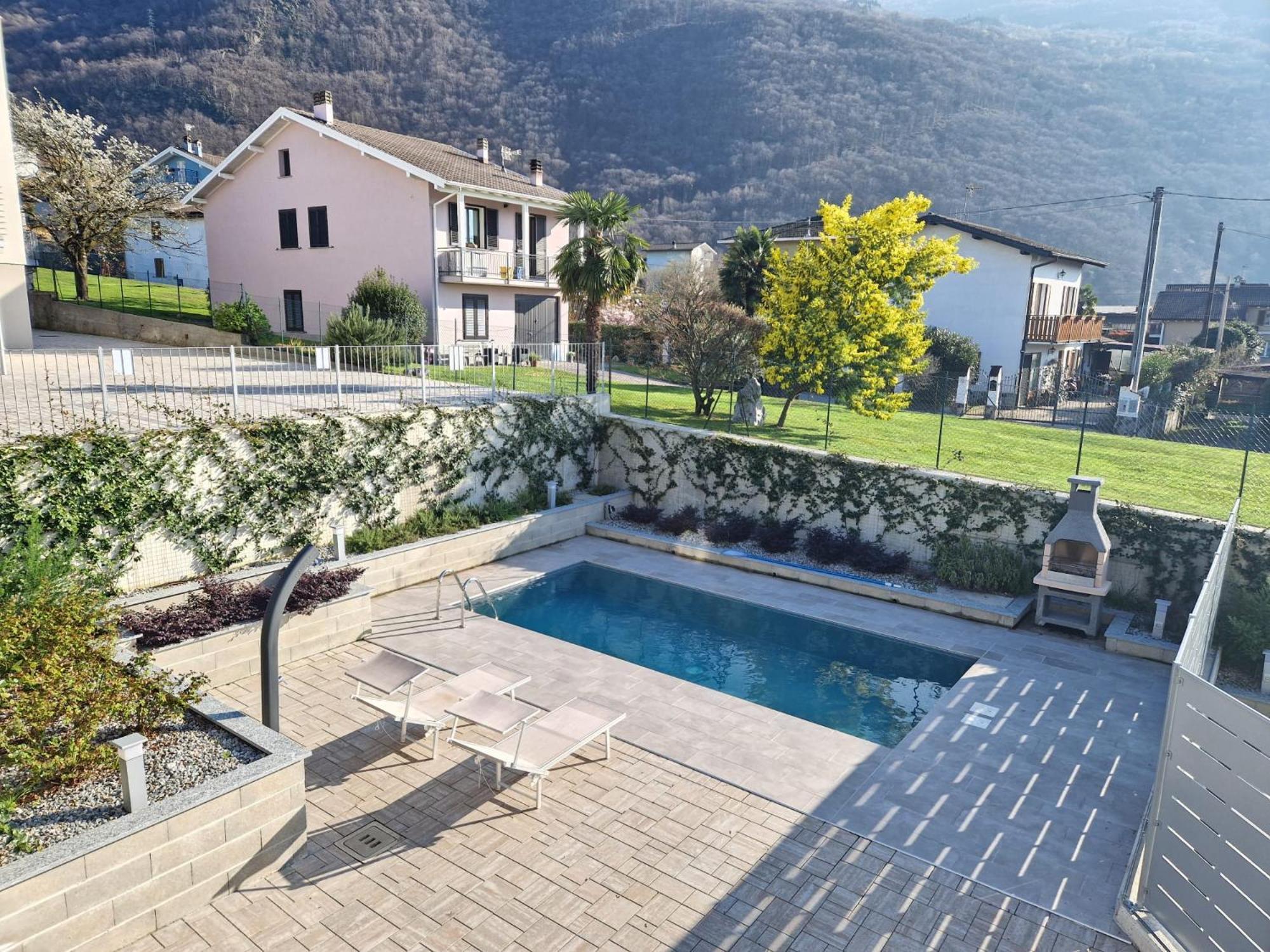 Villa Claudia With Private Pool Colico Ngoại thất bức ảnh
